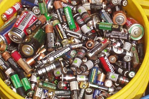 卢氏双槐树乡高价电动车电池回收_光伏电池组件回收